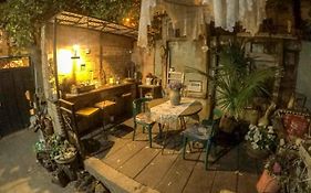 Nona'S Guest House